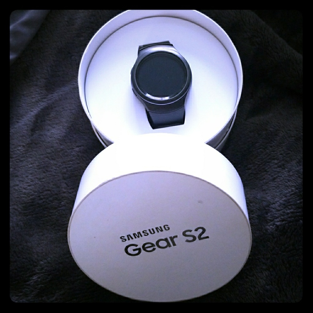 Samsung Gear 2 almost brand new